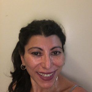 Meet your Posher, Yolanda